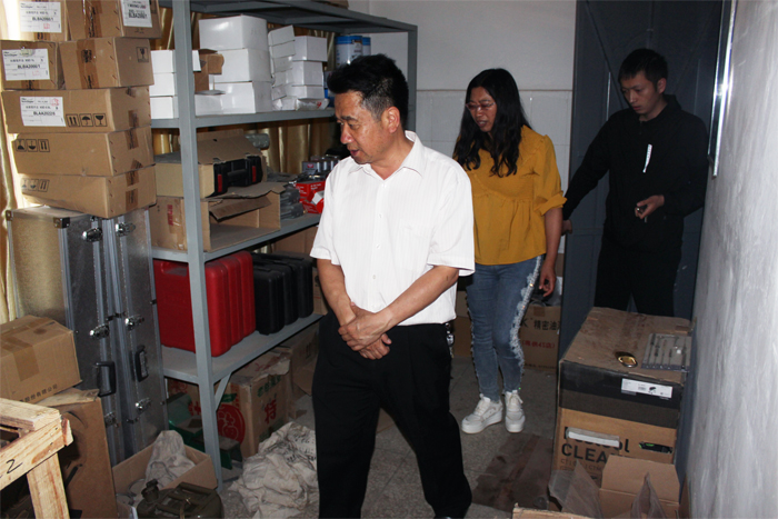 学校开展危险化学品安全管理专项检查