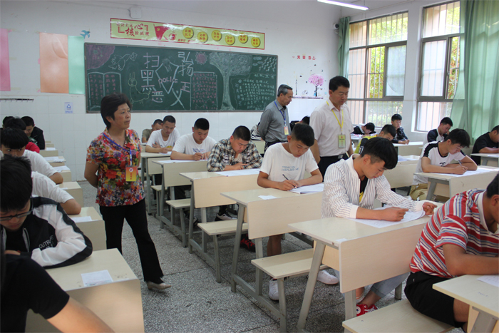 2019年上半年全省统一职业技能鉴定考试在我校顺利举行