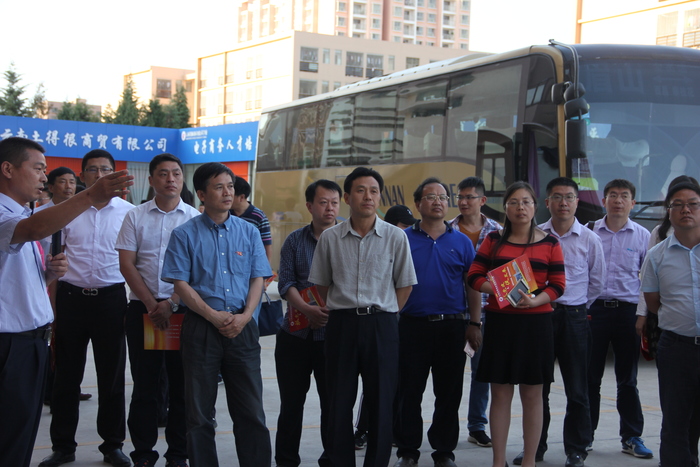 第17批赴滇&ldquo;博士服务团&rdquo;到我校调研暨与我校签订合作协议