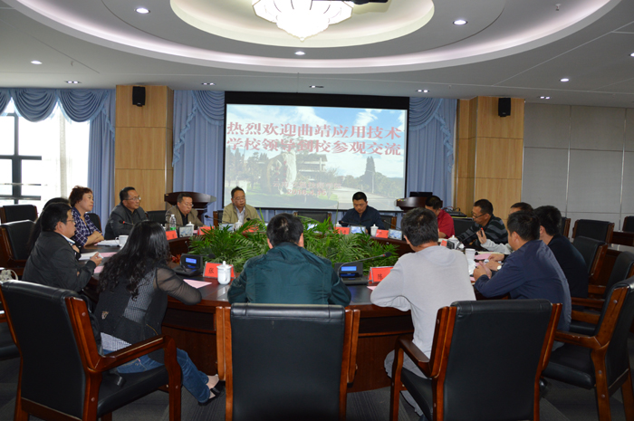 校长吕庆芬率考察团外出考察学习