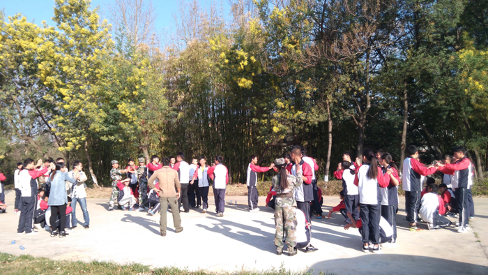 政教科积极加强学生会干部队伍建设