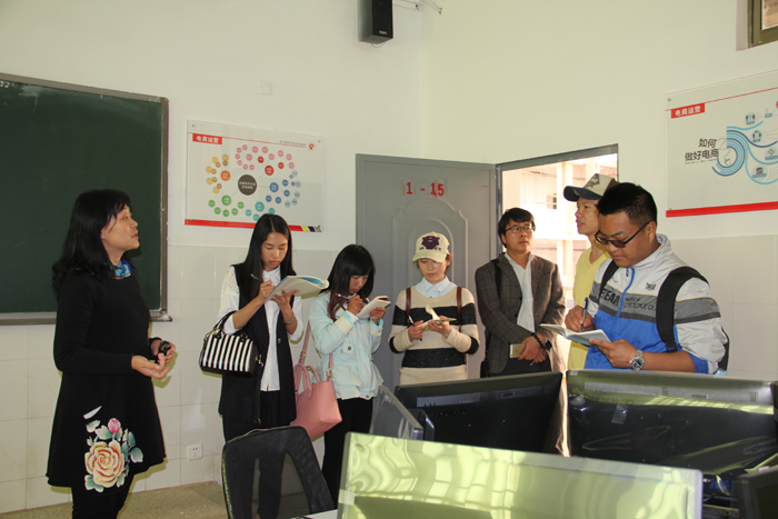 曲靖师范学院杨子舟一行到我校参观交流