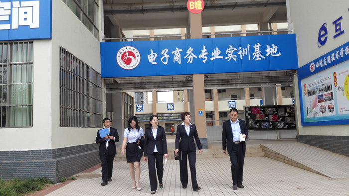 我校认真组织开展教育教学检查工作