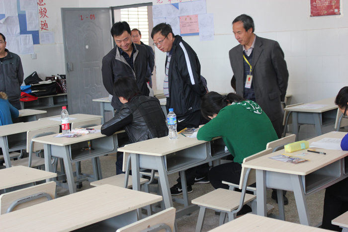 成教科精心组织国家职业资格全国统一鉴定考试考务工作