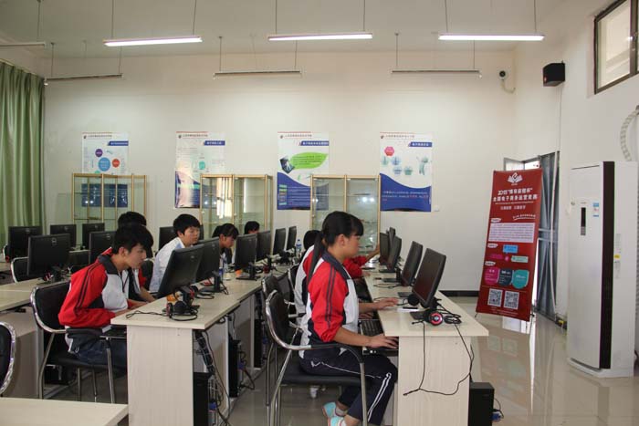 我校学生参加2015年&ldquo;博导前程杯&rdquo;全国电子商务运营竞赛复赛