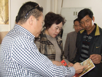 校长吕庆芬同志检查指导餐饮学校实训基地建设工作