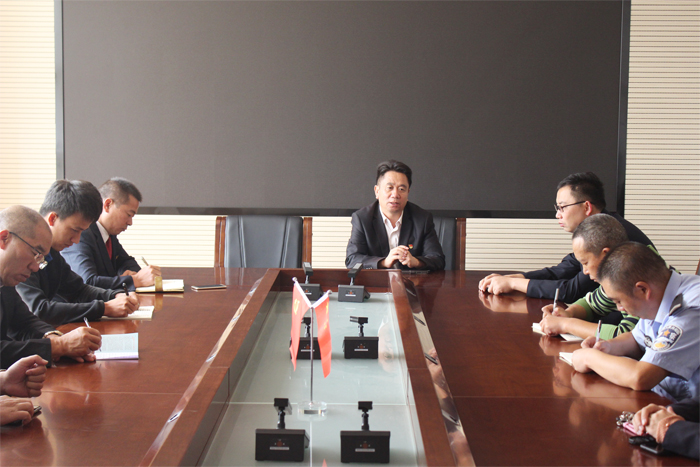 学校召开安全保卫工作会议