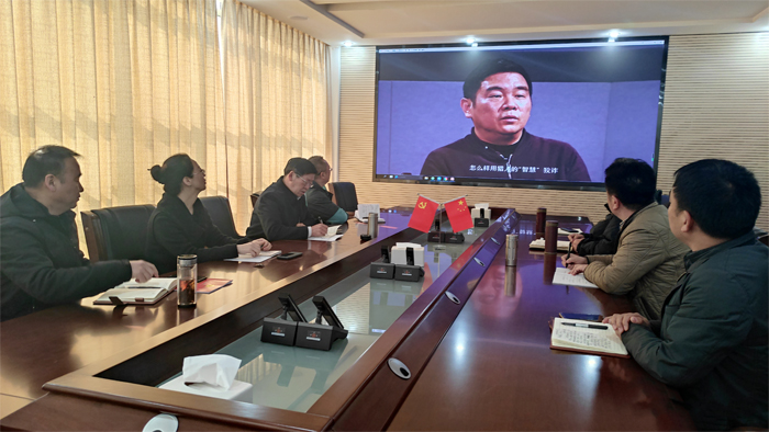 学校认真组织观看《围猎：行贿者说》反腐倡廉警示教育电视系列专题片