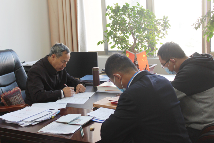 学校顺利完成第七次人口普查长表登记工作