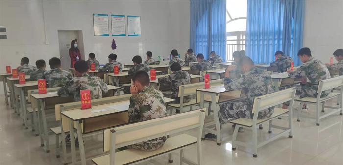 学校组织师生参加普通话测试