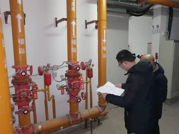 学校开展寒假校园消防检查工作