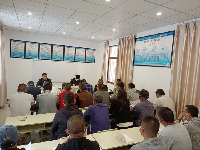 学校组织机动车驾驶培训站召开疫情防控工作推进会