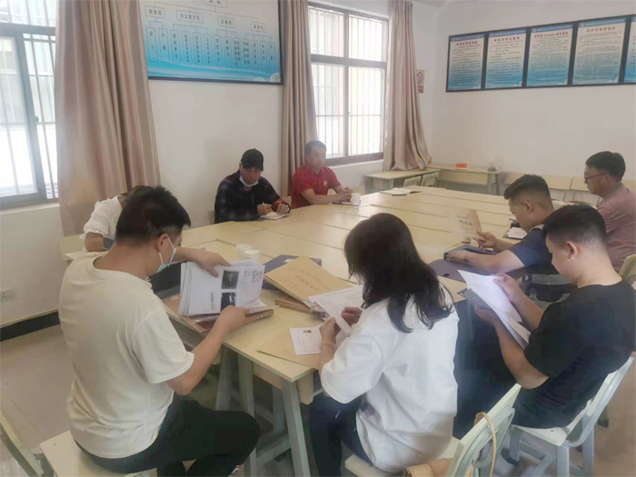 学校机动车驾驶员培训站荣获曲靖市2021年度质量信誉考核&ldquo;AAA等级&rdquo;优良驾校