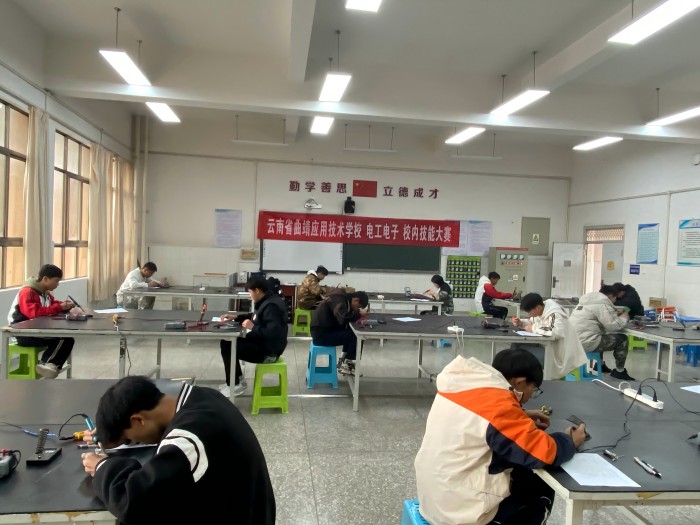 上传图片机电技能大赛1.jpg